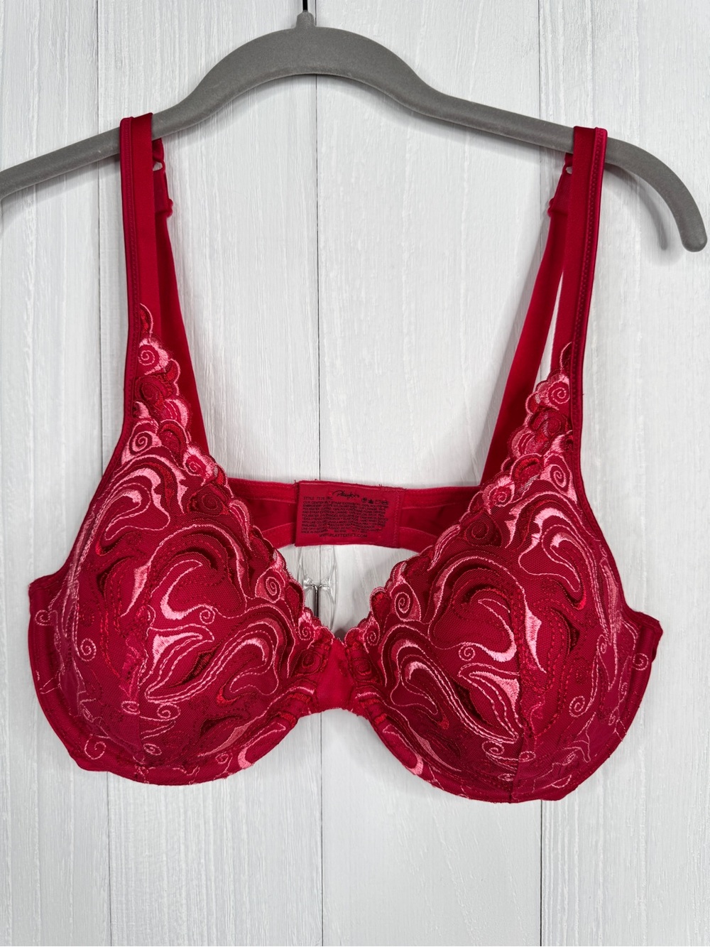 Playtex Feel Gorgeous Embroidered Underwire Bra Red 38C Style 7576